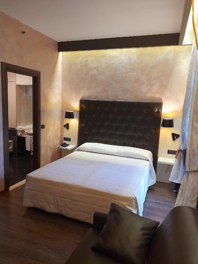 Hotel Continental Turin Exterior foto
